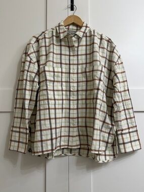 Everlane The Boxy Flannel in Brown Plaid, Size Small